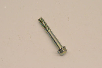 New OEM Yamaha 95022-06045-00 Screw NOS