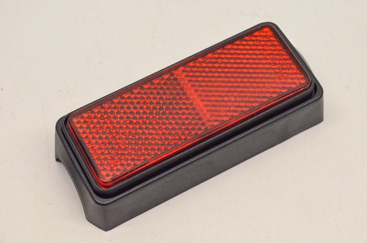 New OEM Yamaha 4YE-85131-00-00 Rear Reflector NOS