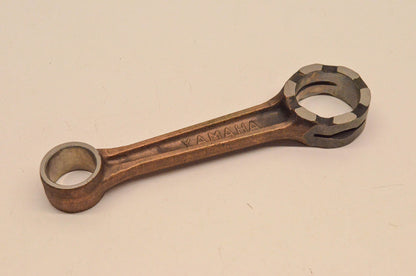 New OEM Yamaha 2T2-11651-00-00 Connecting Rod NOS