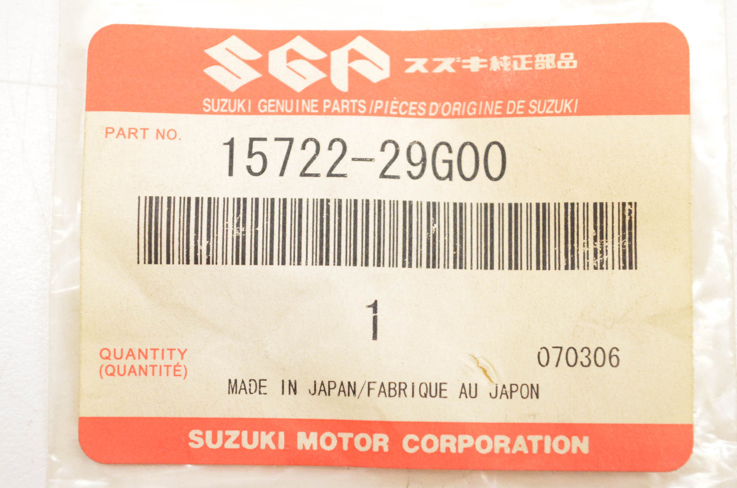 New OEM Suzuki 15722-29G00 Seal NOS