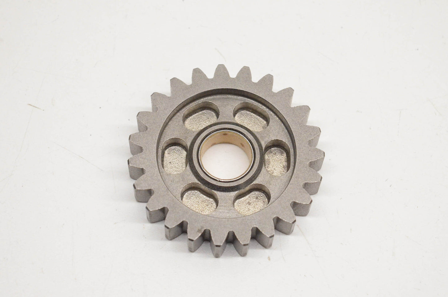 New OEM Suzuki 24250-18901 5th Drive Gear NOS