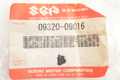 New OEM Suzuki 09320-09016 Cushion Grommet NOS