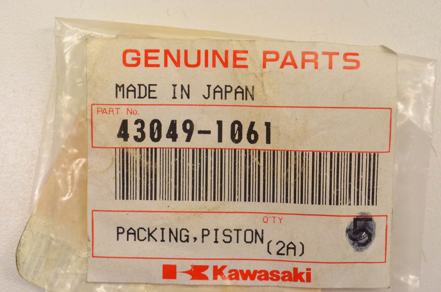 New OEM Kawasaki 43049-1061 Piston Packing Seal NOS