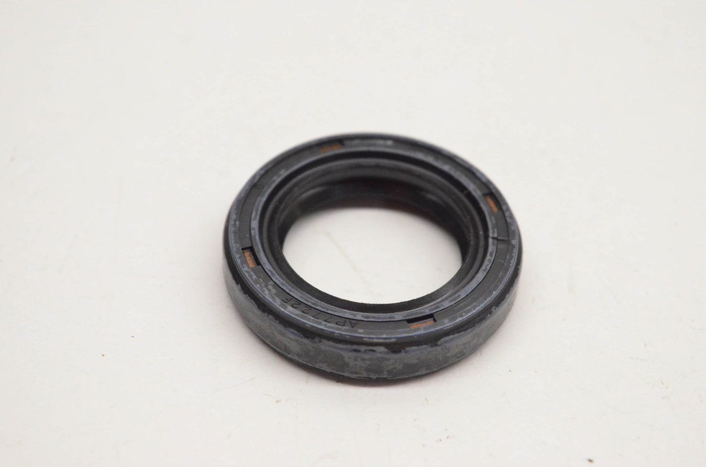 New OEM Suzuki 09283-22025 Oil Seal NOS