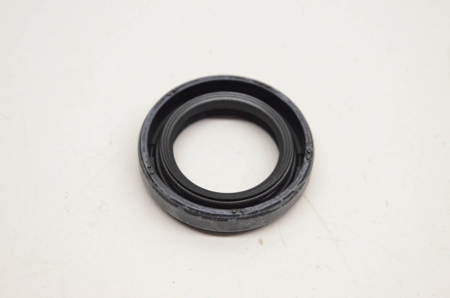 New OEM Suzuki 09283-22025 Oil Seal NOS