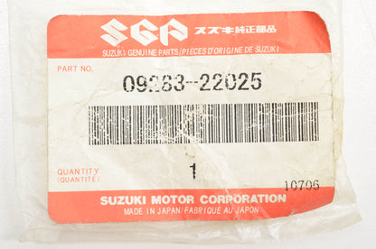 New OEM Suzuki 09283-22025 Oil Seal NOS