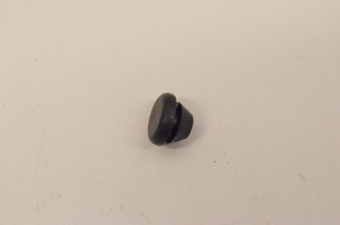 New OEM Kawasaki 92074-028 Plug NOS