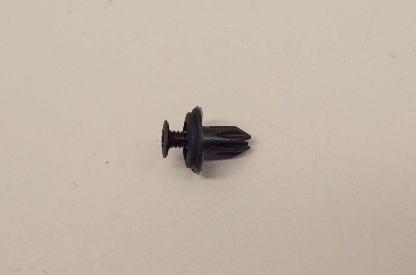 New OEM Kawasaki 92039-1227 Rivet NOS