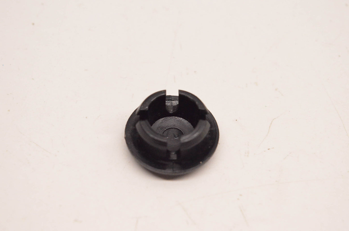 New OEM John Deere M122806 Cap NOS