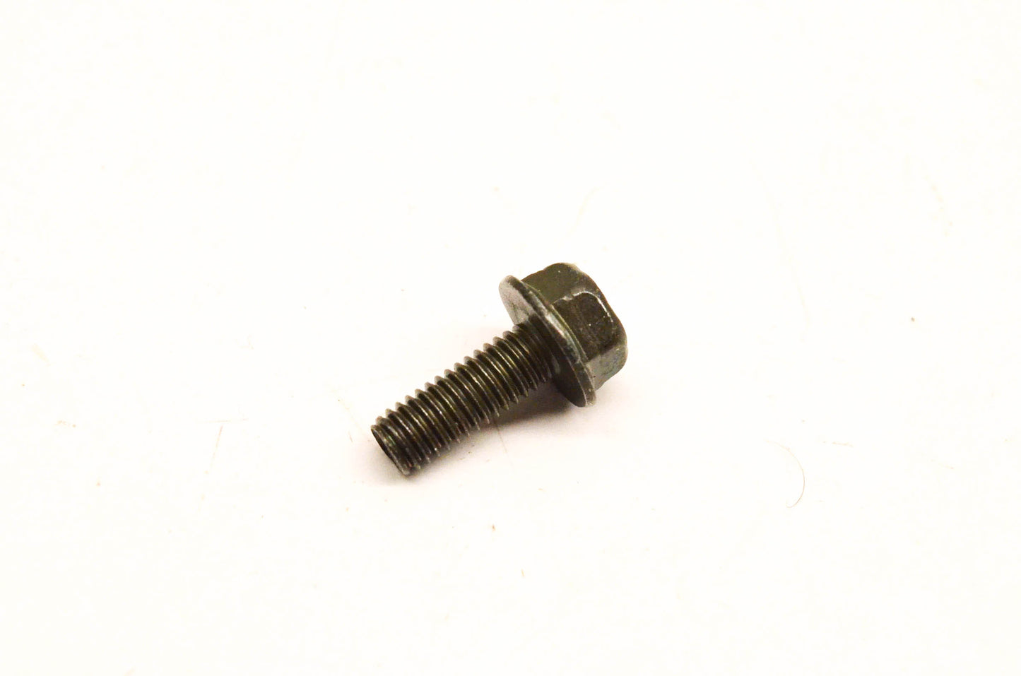 New OEM Yamaha 95817-06016-00 Flange Bolt NOS