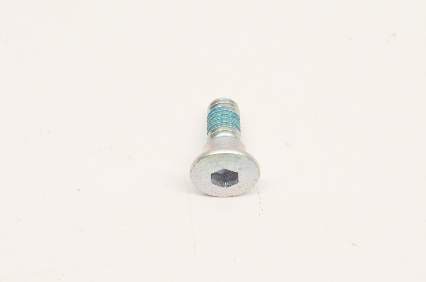 New OEM Yamaha 90109-08076-00 Bolt NOS