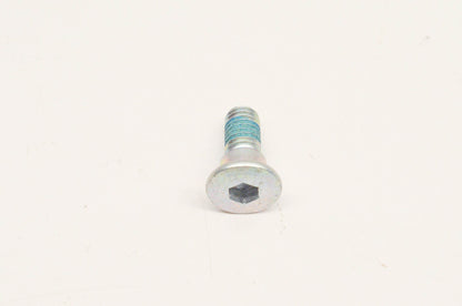New OEM Yamaha 90109-08076-00 Bolt NOS