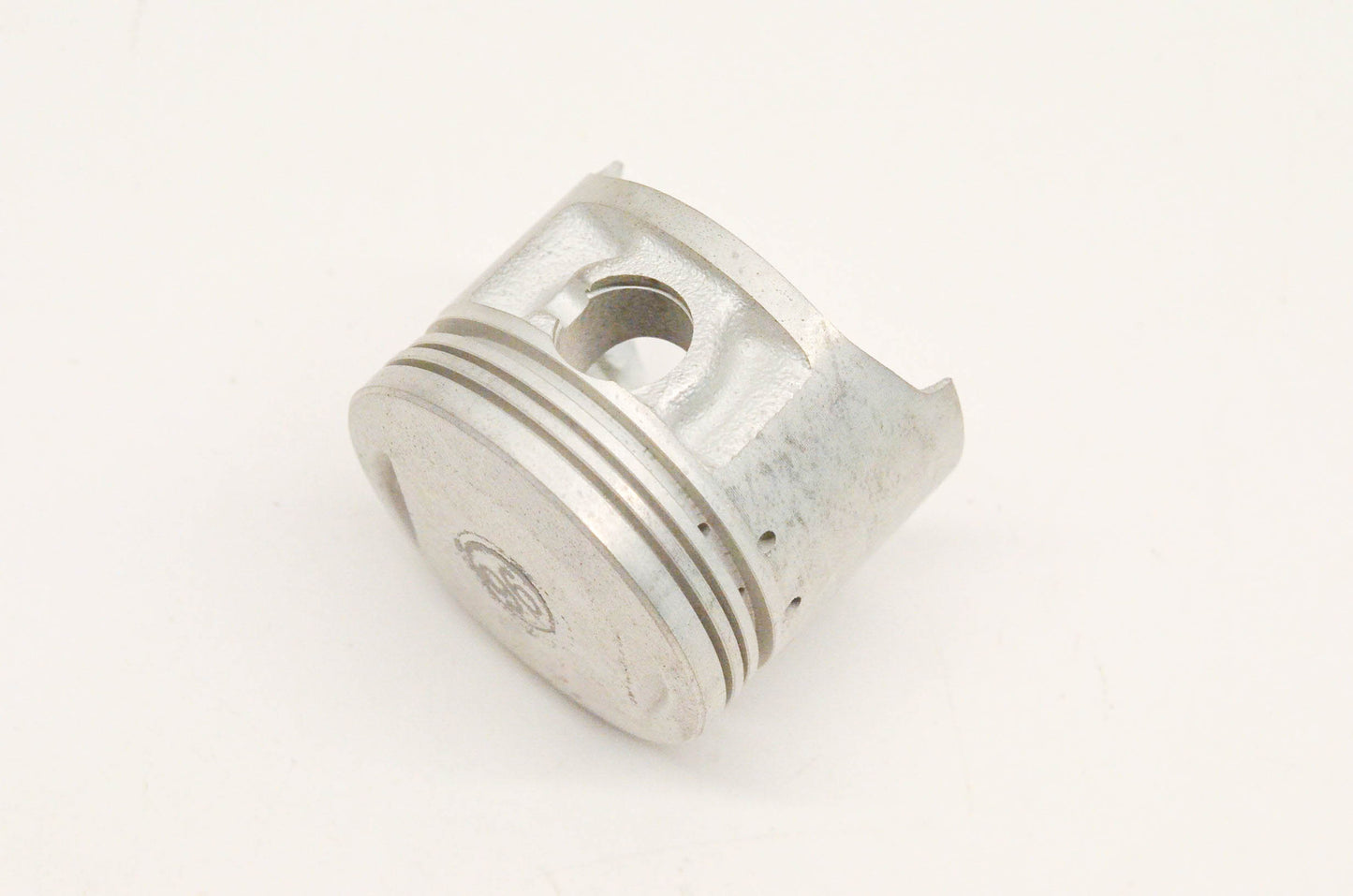 New OEM Yamaha 55X-11631-00-96 Piston NOS