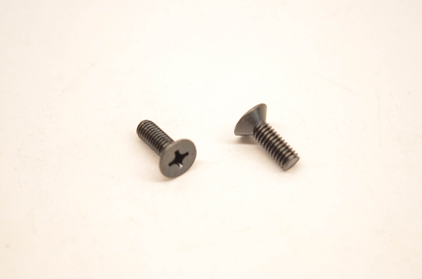 New OEM Kawasaki 92009-1458 Screw Qty 2 NOS
