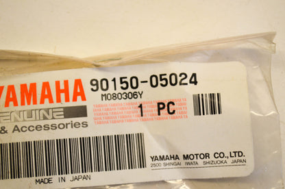 New OEM Yamaha 90150-05024 Screw NOS