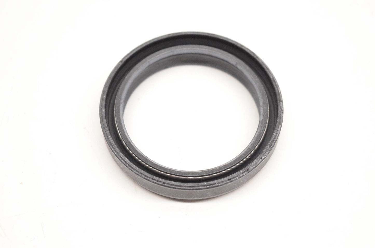 New OEM Kawasaki 92049-1504 Oil Seal NOS