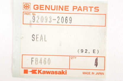New OEM Kawasaki 92093-2069 Seal NOS