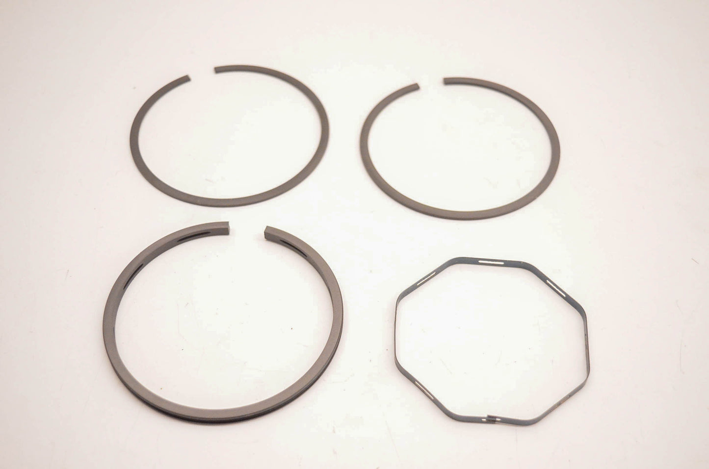 Custom Chrome 17077 Piston Ring Kit NOS