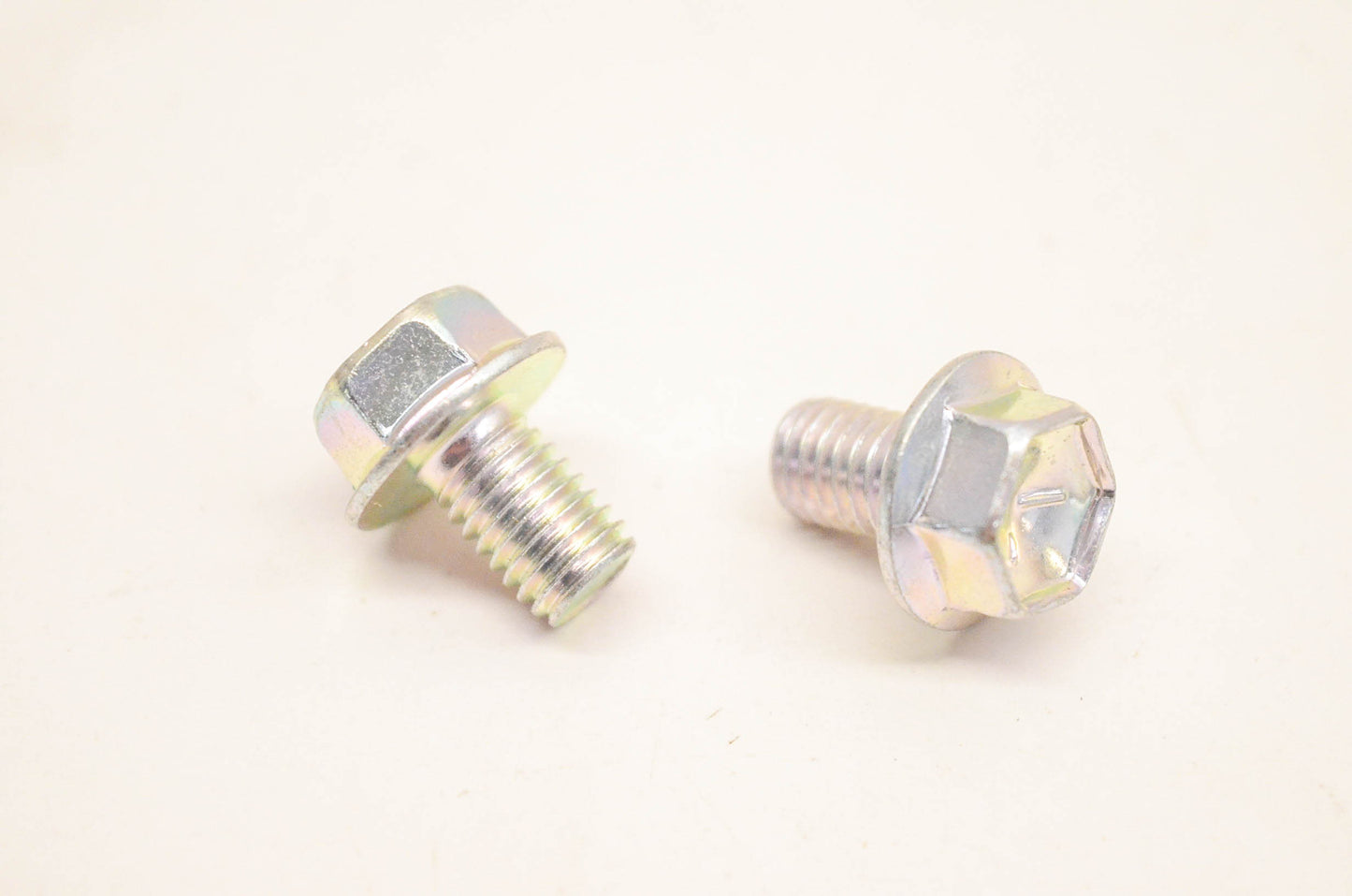 New OEM Suzuki 01550-0812A Bolt Qty 2 NOS
