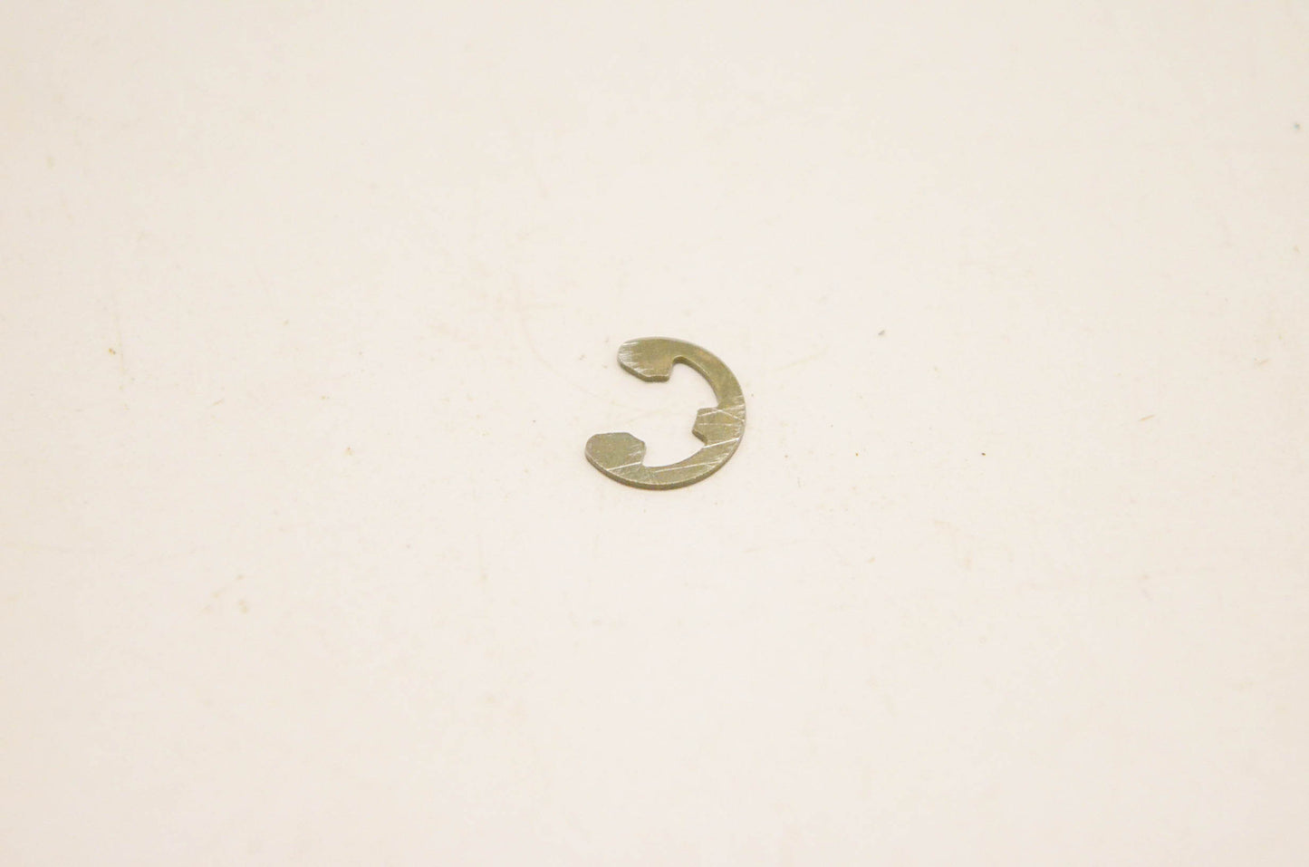 New OEM Suzuki 08332-11043 E Ring NOS