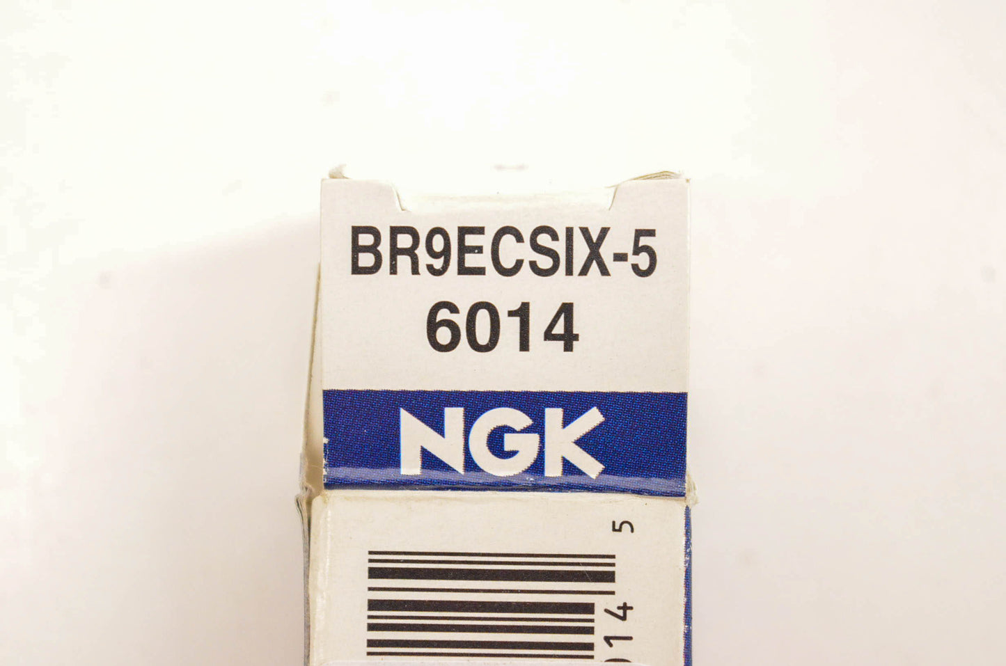 NGK BR9ECSIX-5, 515176729 Spark Plug NOS