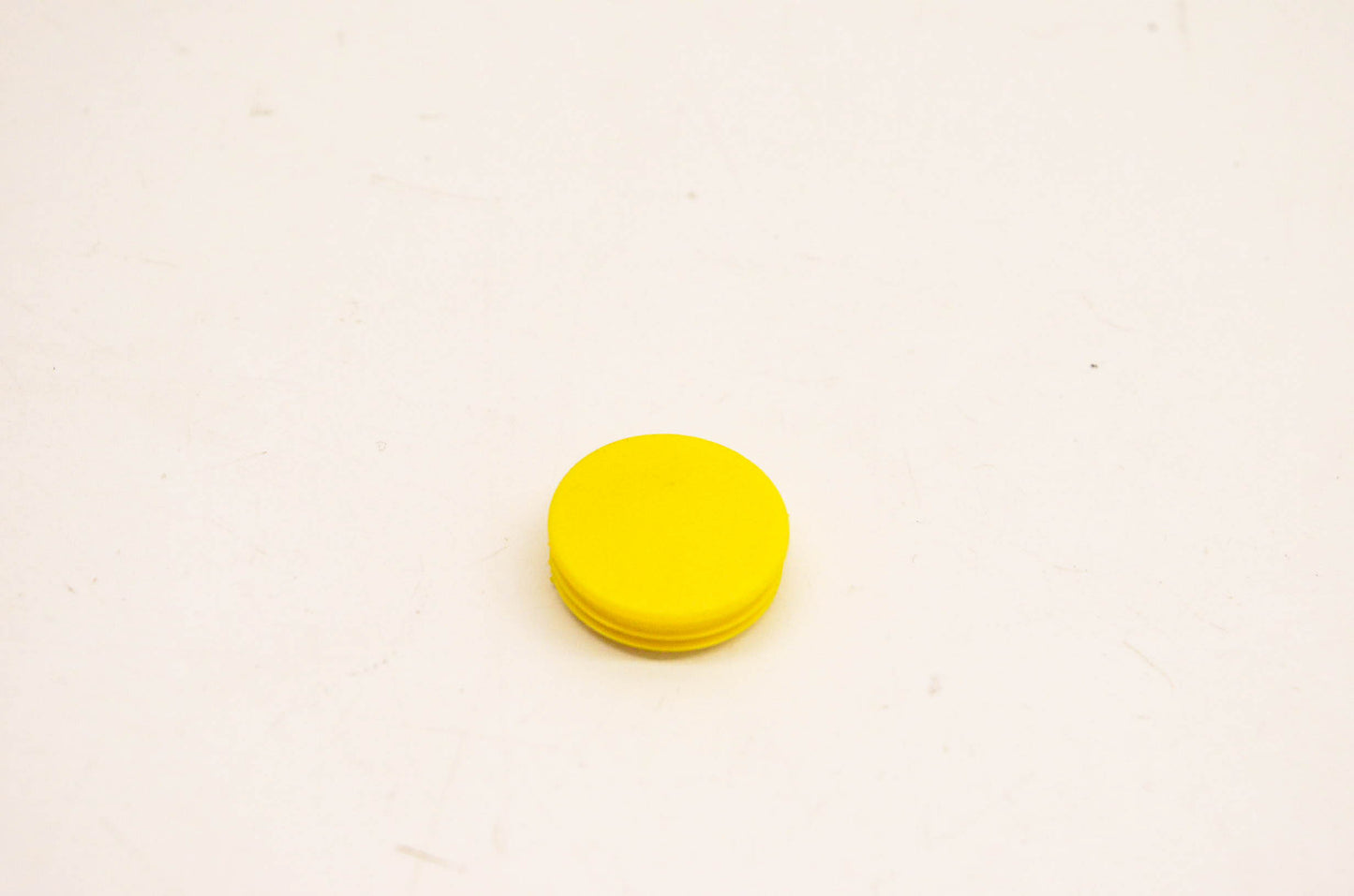 Aftermarket 277000534 Yellow Grip Cap NOS
