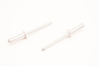 Aftermarket 293150037, P293150037 Rivets Qty 2 NOS
