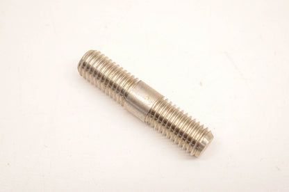 Aftermarket 211300017, P211300017 Stud NOS