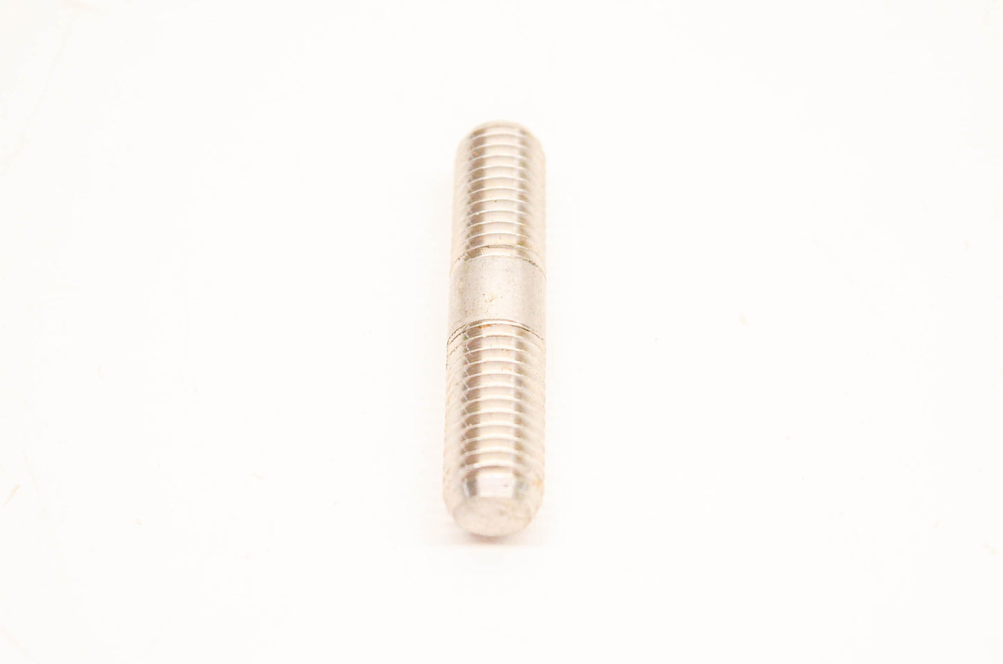 Aftermarket 211300017, P211300017 Stud NOS