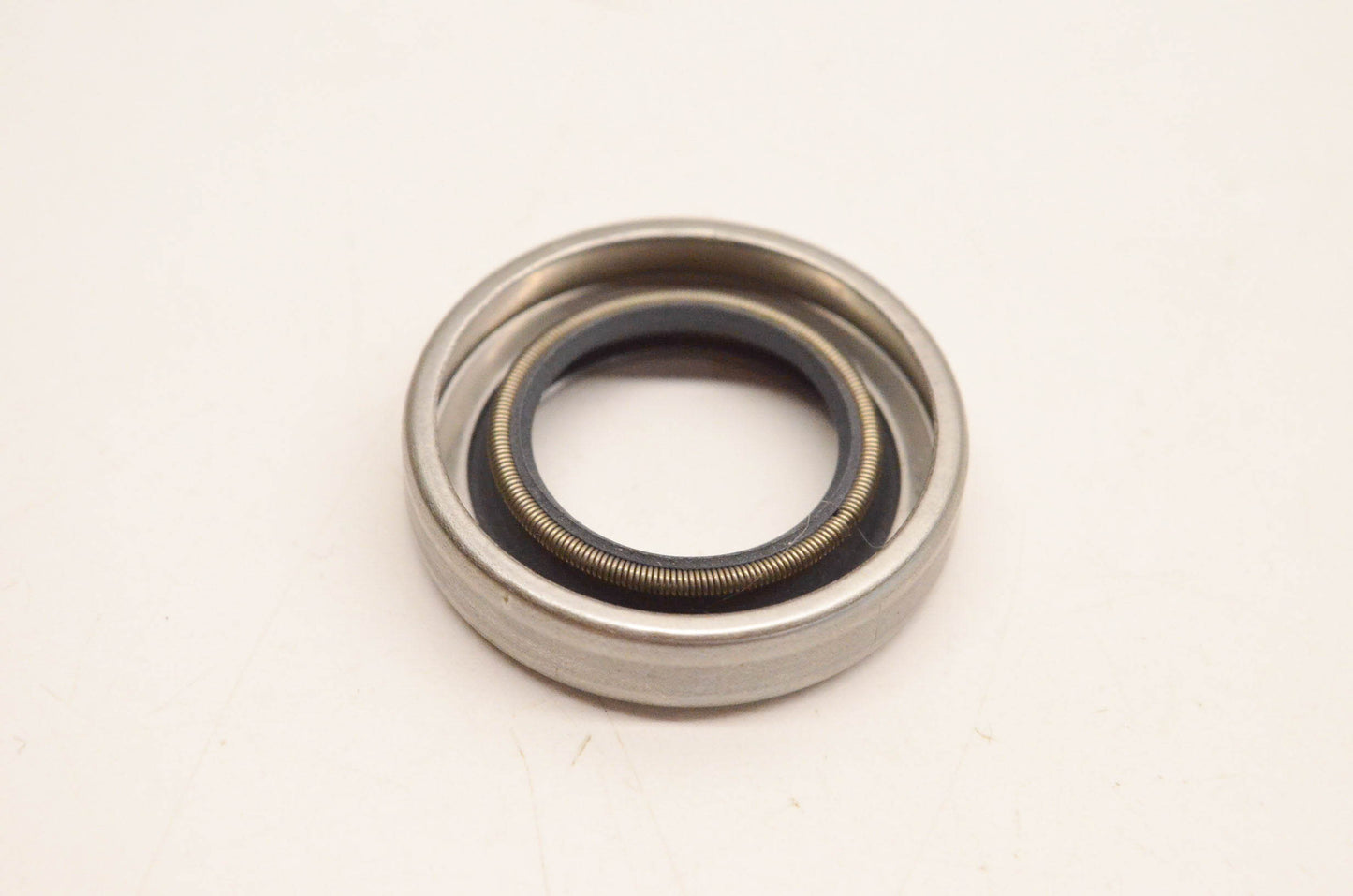 Aftermarket 293200065, P293200065 Lip Seal NOS