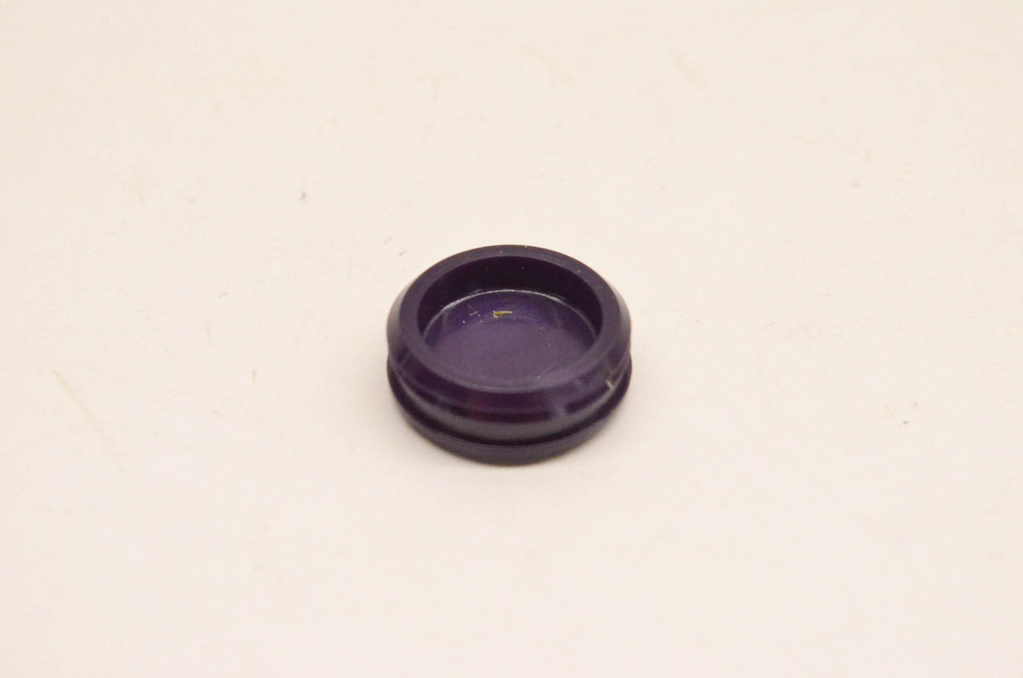Aftermarket 293000065, P293000065 Purple Snap Cap NOS