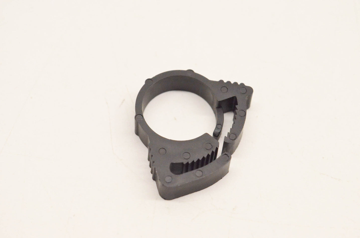 Aftermarket 293650082, P293650082 Clamp NOS