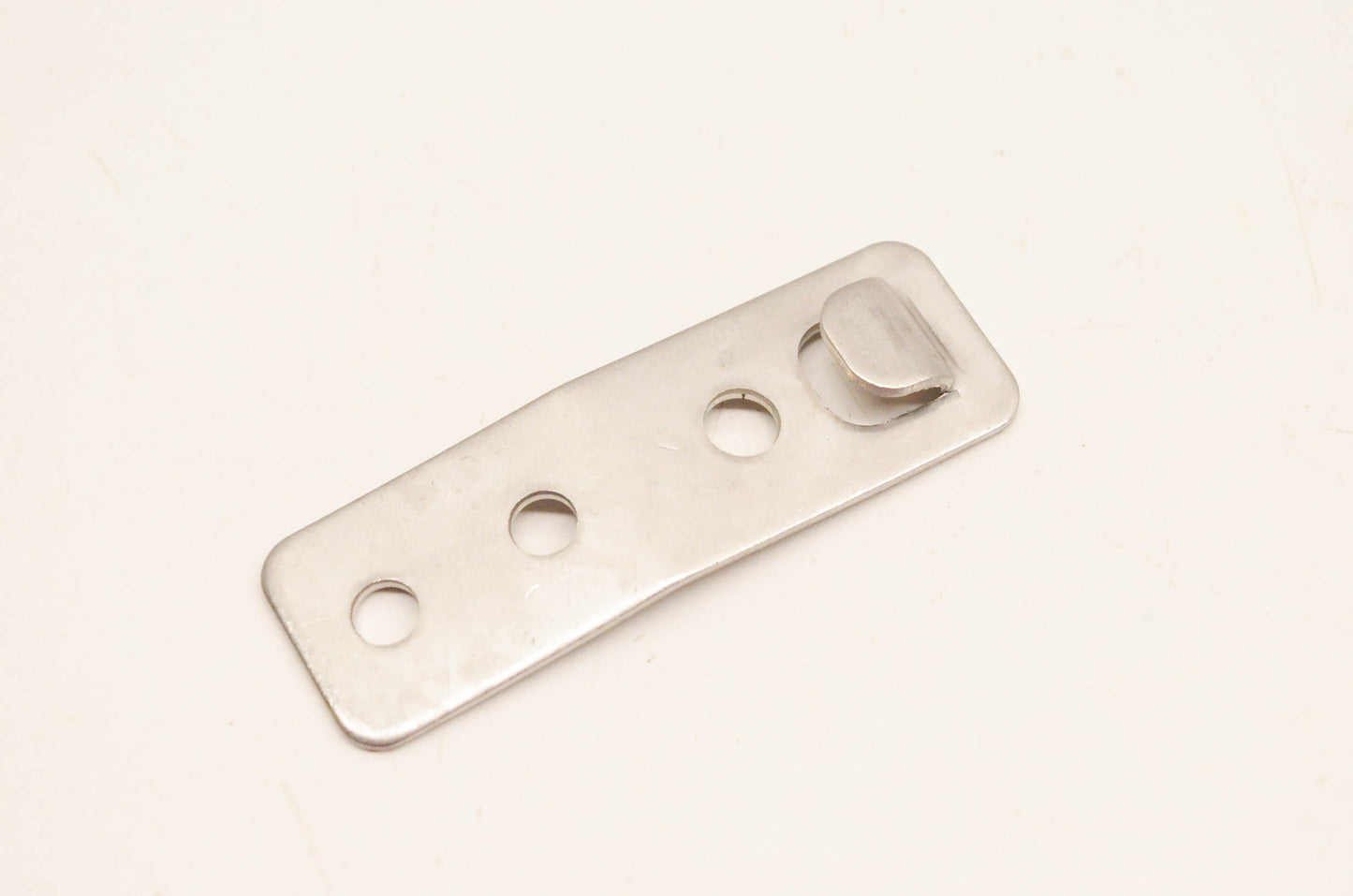 Aftermarket 293850024, P293850024 Strap Clip NOS