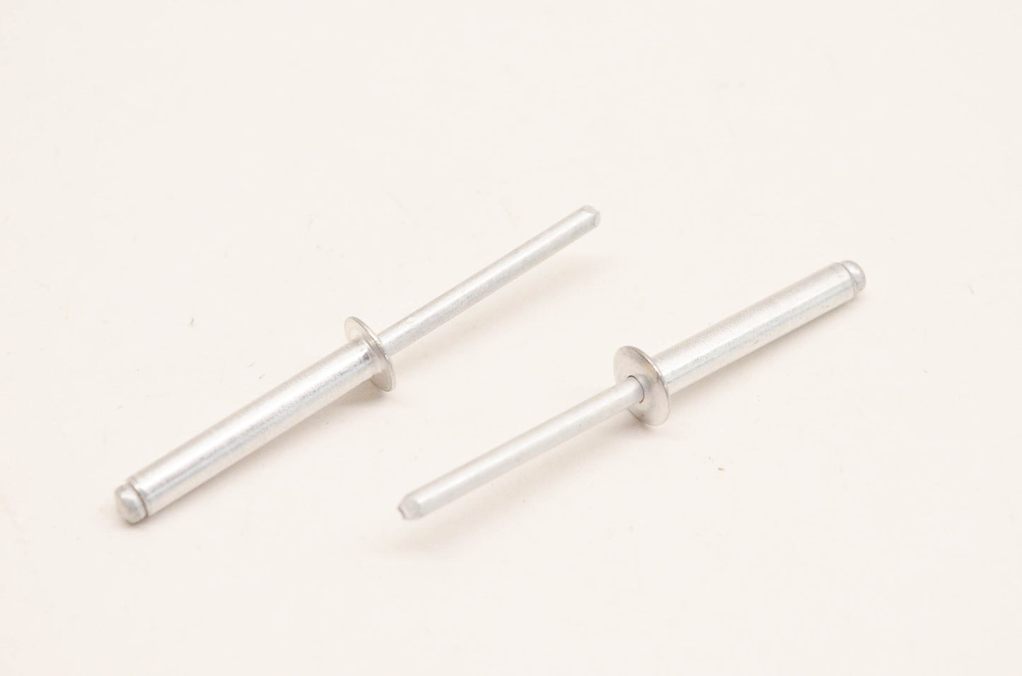 Aftermarket 293150013, P293150013 Pop Rivets Qty 2 NOS