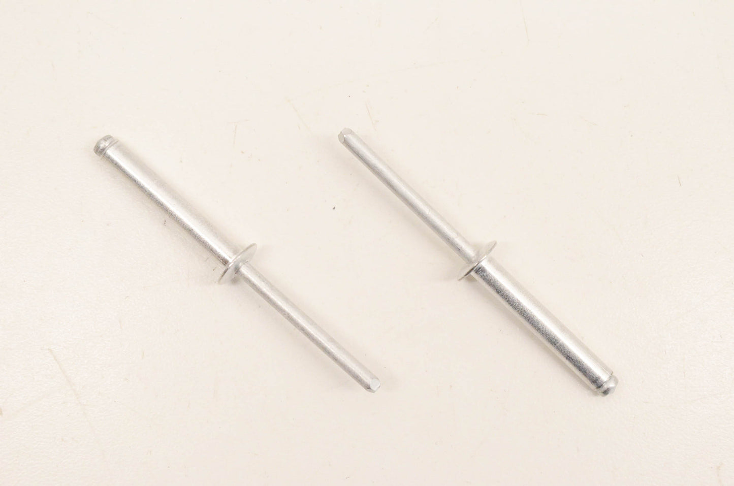Aftermarket 293150013, P293150013 Pop Rivets Qty 2 NOS