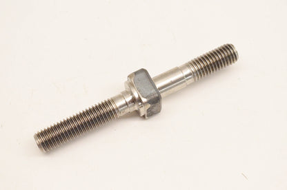 Aftermarket 250300010, P250300010 Stud NOS