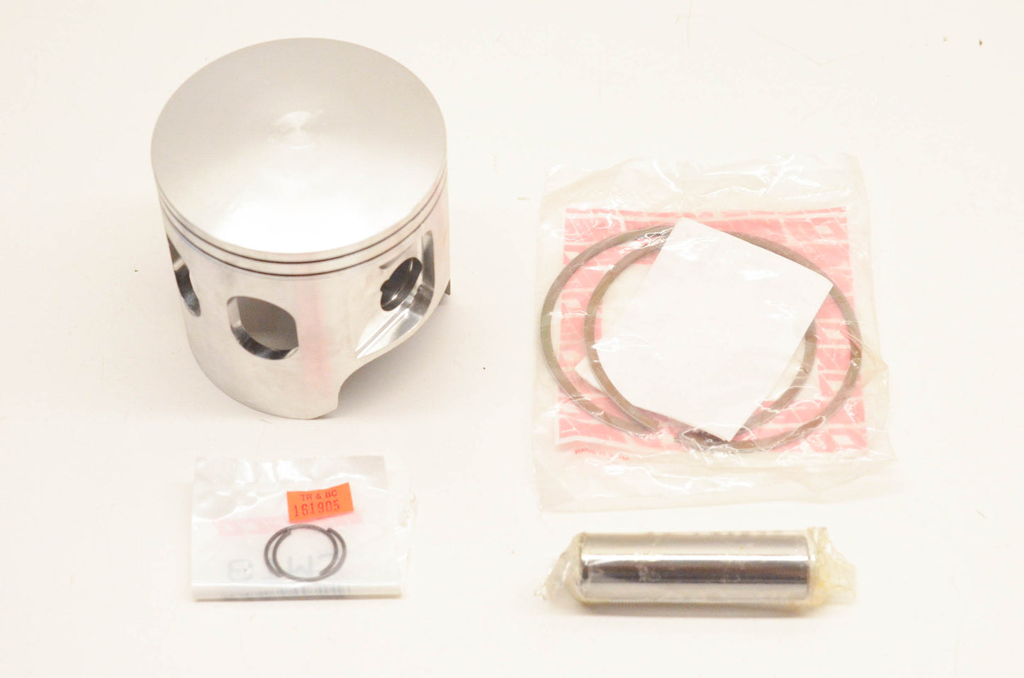 Wiseco 675PS , 3268TD Piston Kit NOS