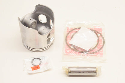 Wiseco 675PS , 3268TD Piston Kit NOS
