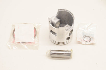 Wiseco 617M06850 Piston Kit NOS