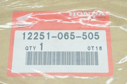 New OEM Honda 12251-065-505 Cylinder Head Gasket NOS