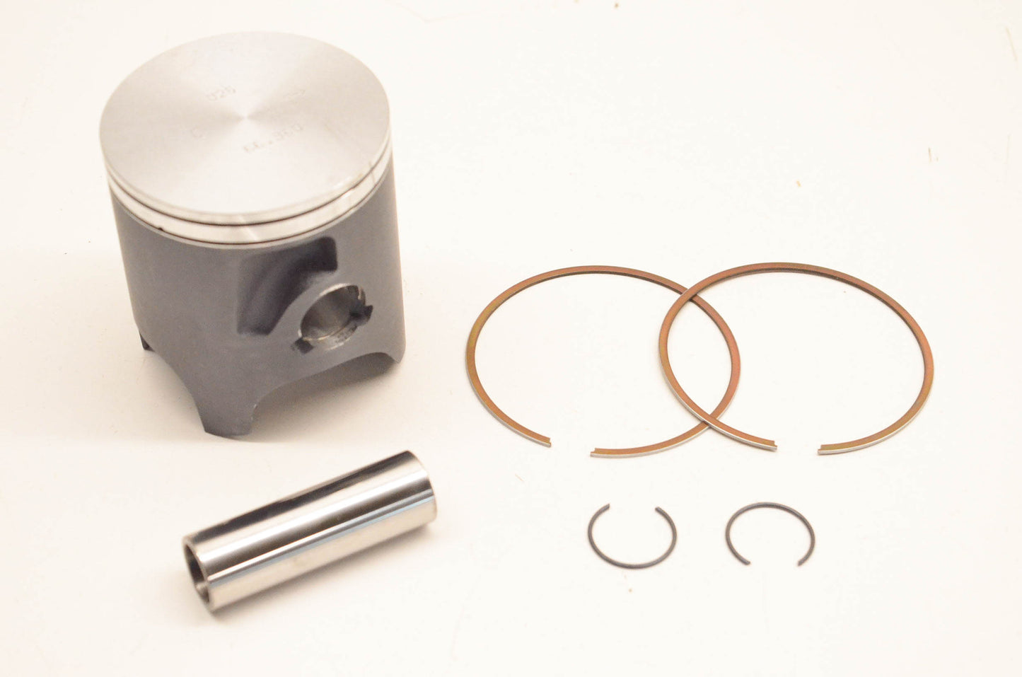 Vertex 22601C, 09100219 Piston Kit NOS