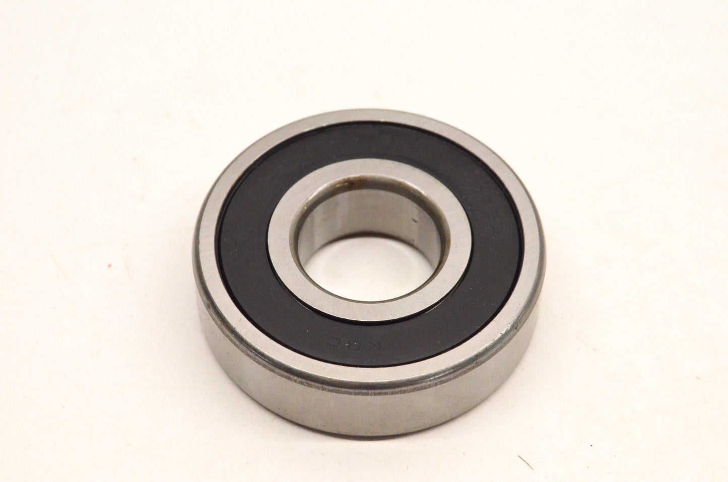 KBC Bearings 6305-2RS Ball Bearing NOS
