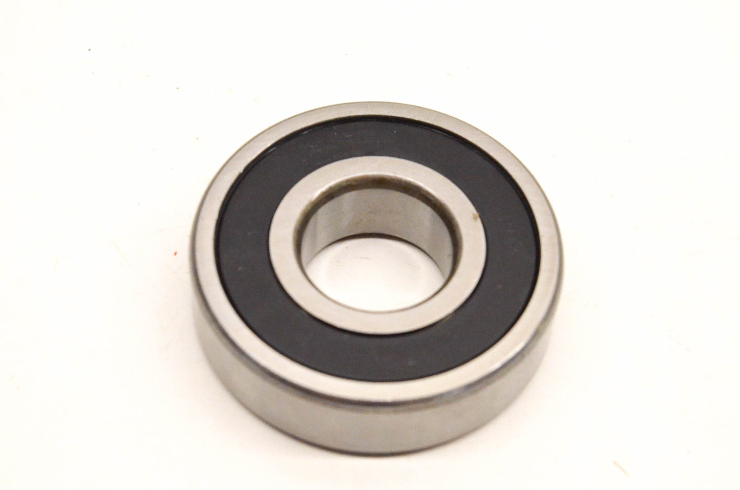 KBC Bearings 6305-2RS Ball Bearing NOS