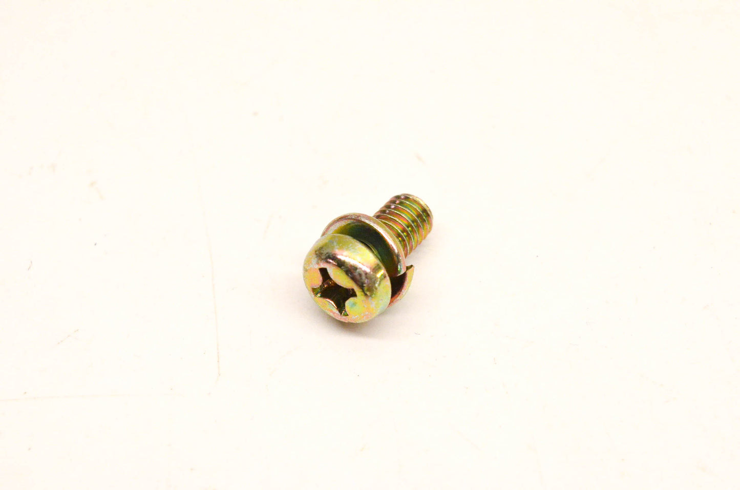 New OEM Suzuki 13601-06128 Screw NOS