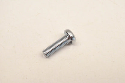 New OEM Suzuki 02112-05167 Screw NOS