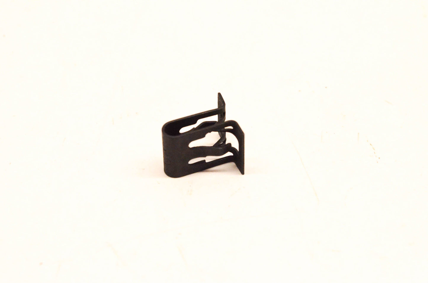 Aftermarket 517302785, P517302785 Clip NOS