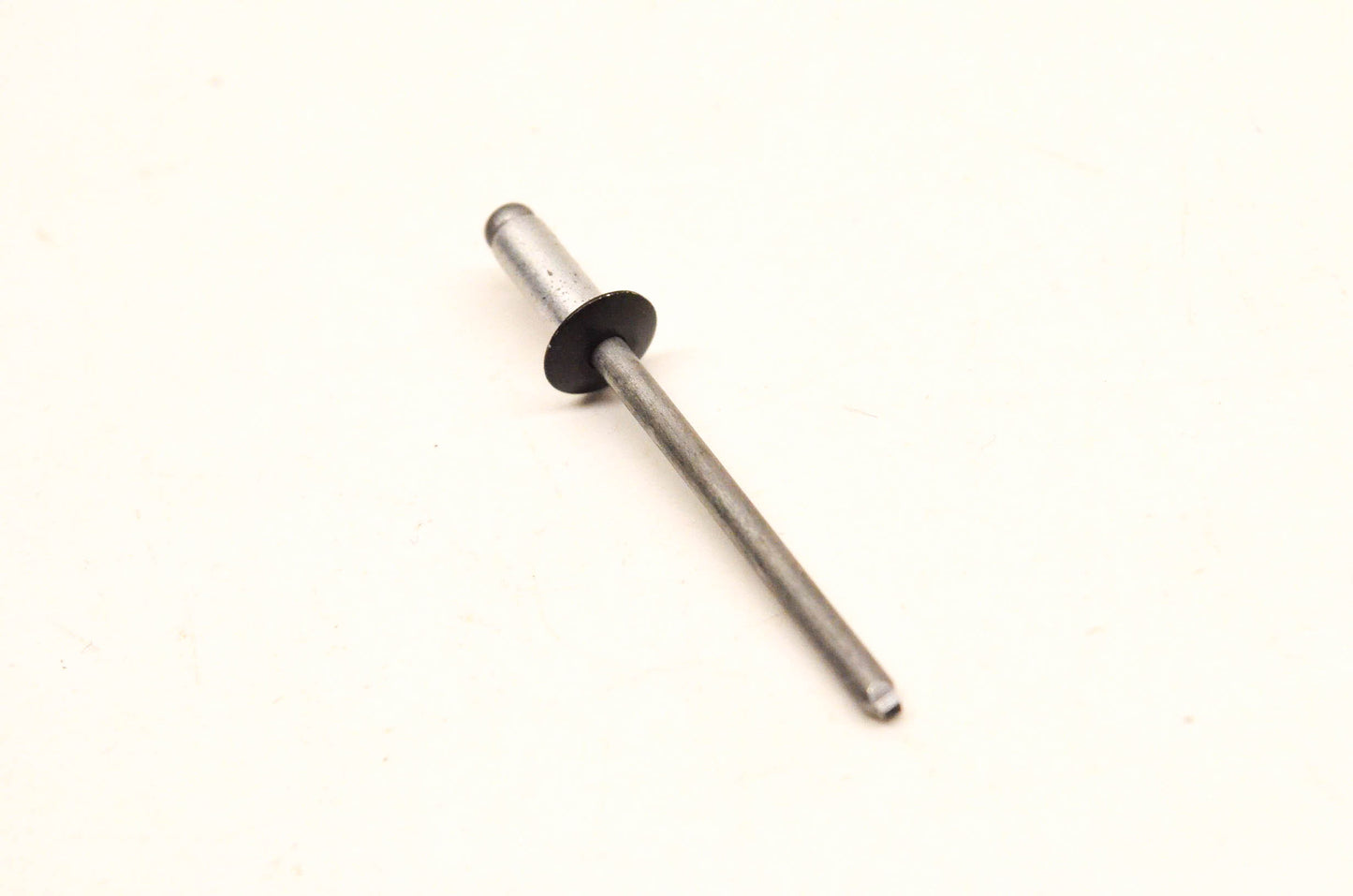 Aftermarket 390409400, P390409400 Black Pop Rivet NOS