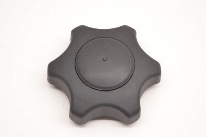 Aftermarket 572039600, P572039600 Cap NOS