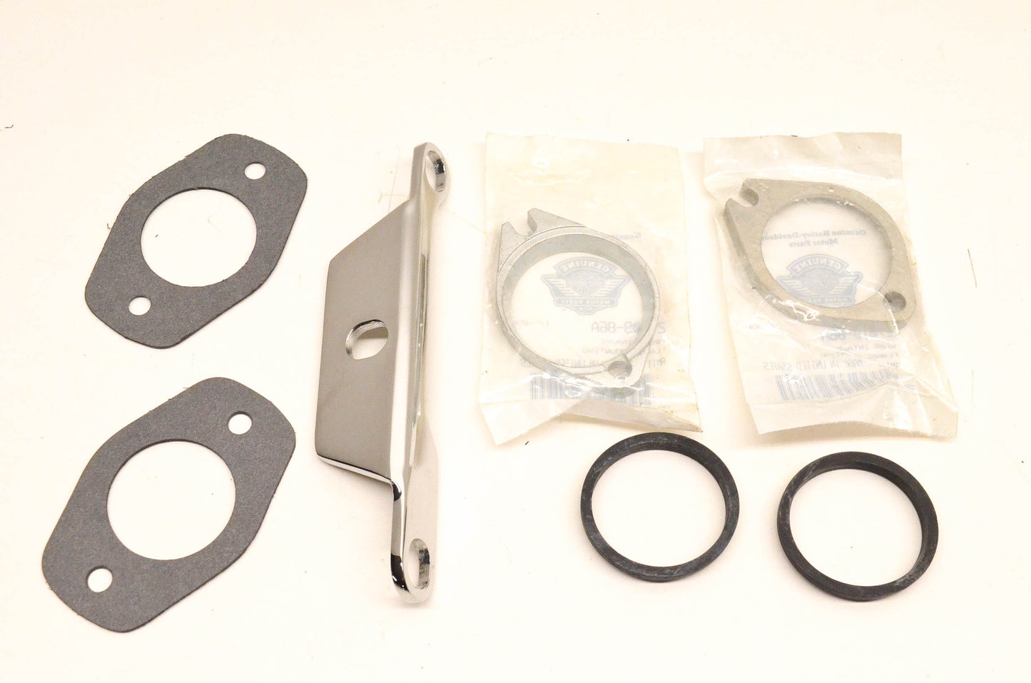 EdelBrock 3083 Intake Manifold Kit NOS
