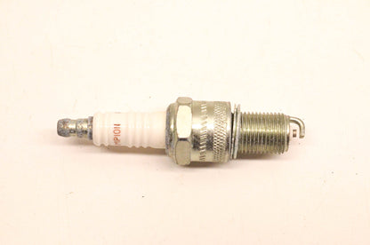 Champion RN11YC4, 322 Spark Plug NOS